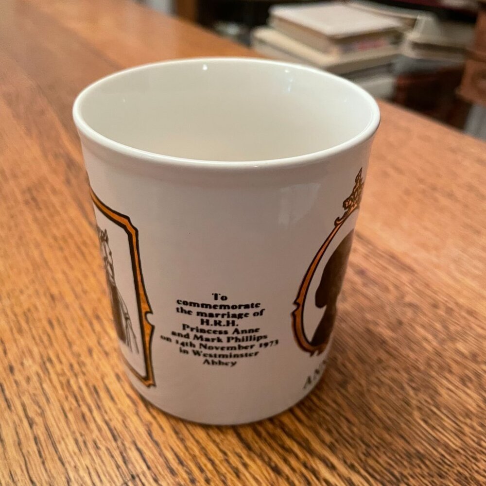Vintage Royal Wedding 1973 Princess Anne/Mark Phillips Coffee Cup Mug - Picture 3 of 6